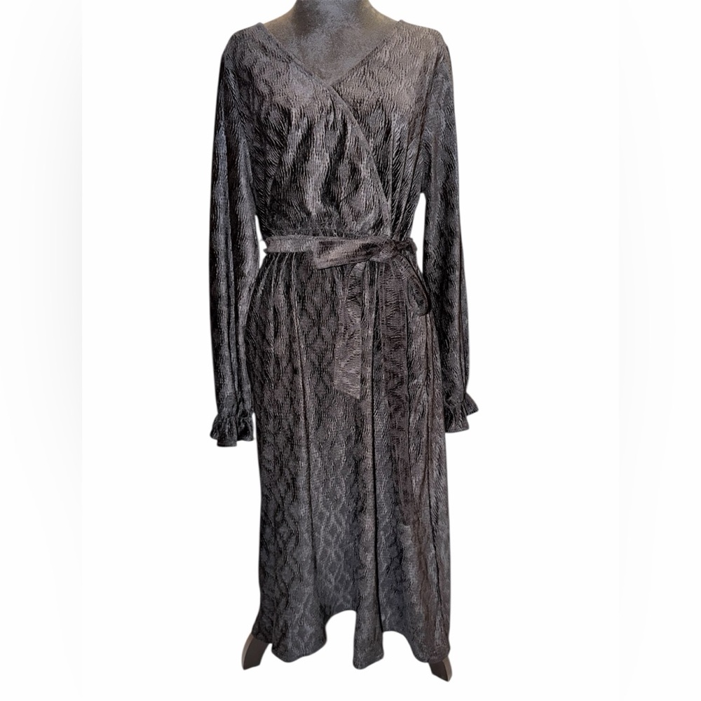 Polagram Black Plush Dress Textured Fabric with Side Pockets and Tie Waist